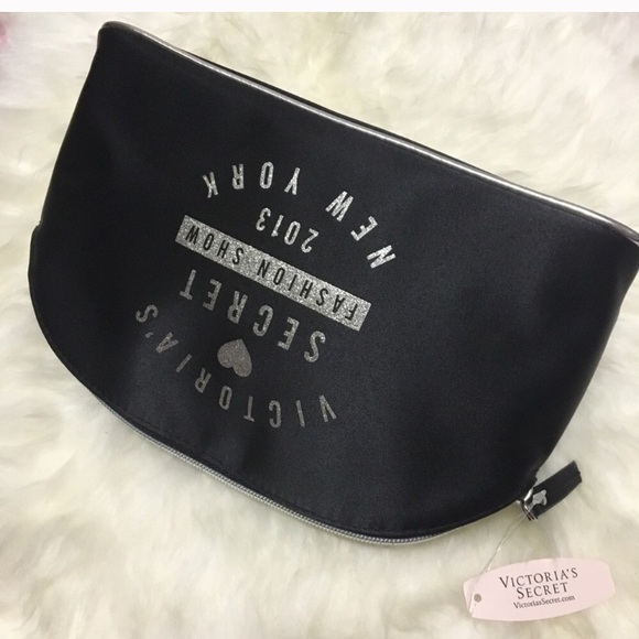 Victoria’s Secret Makeup Bag NY13 - Picture 2 of 8